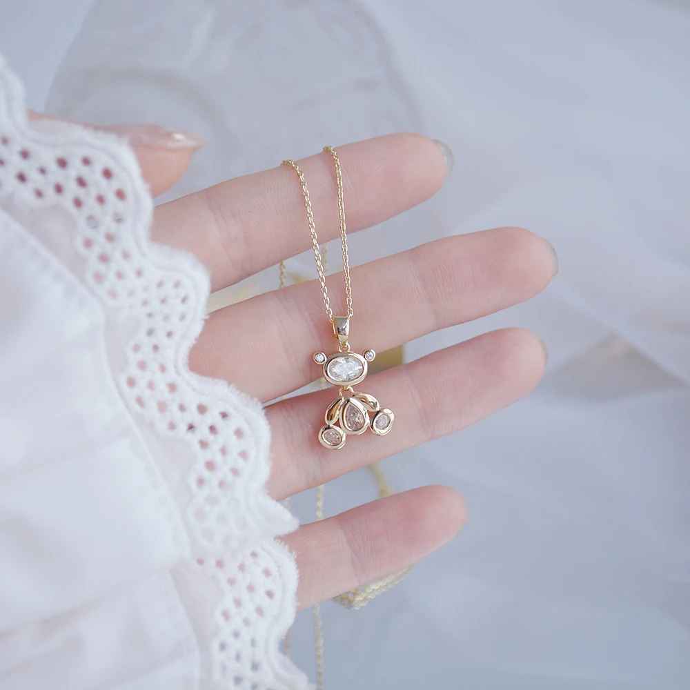 Exquisite Gold Elegant Zircon Bear Necklace