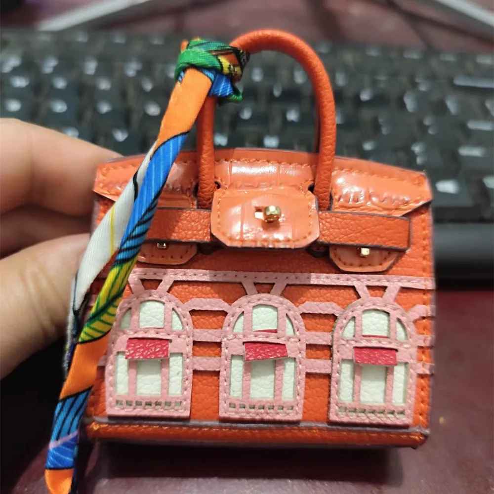 6cm House-Shaped Mini Earphone Bag Keychain