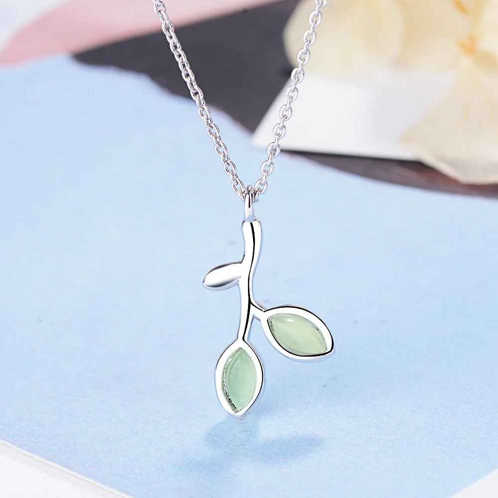 925 Sterling Silver Leaf Pendant Necklace