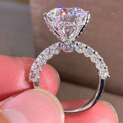 Luxury White Cubic Zirconia Engagement Ring