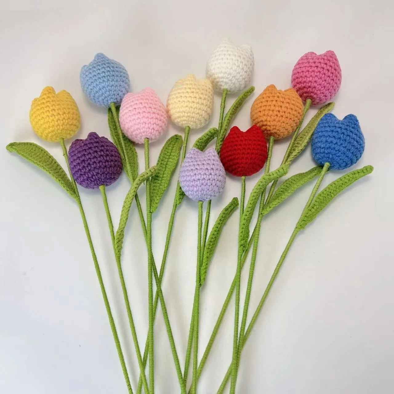 1PC Knitted Crochet Flower Tulip