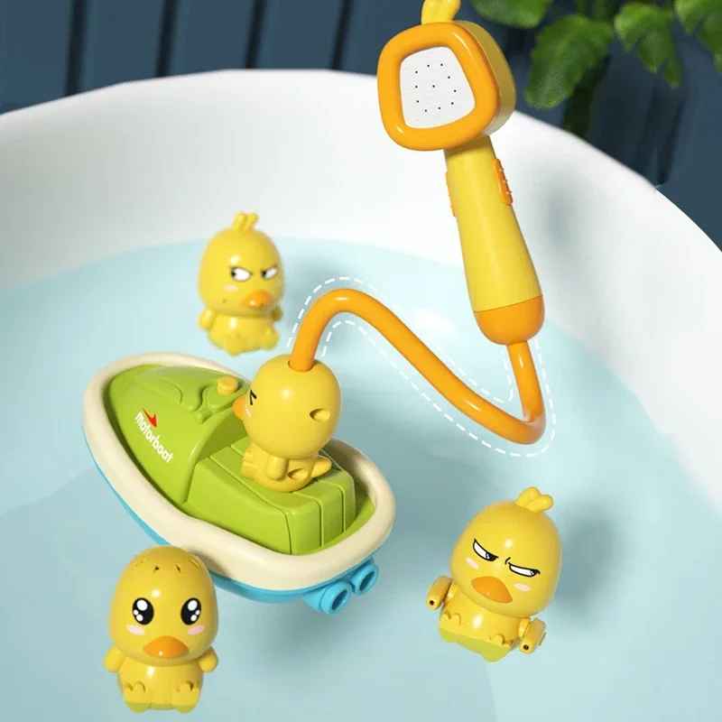 Cute Duck Electric Water Spray Bathroom Bathing Toy