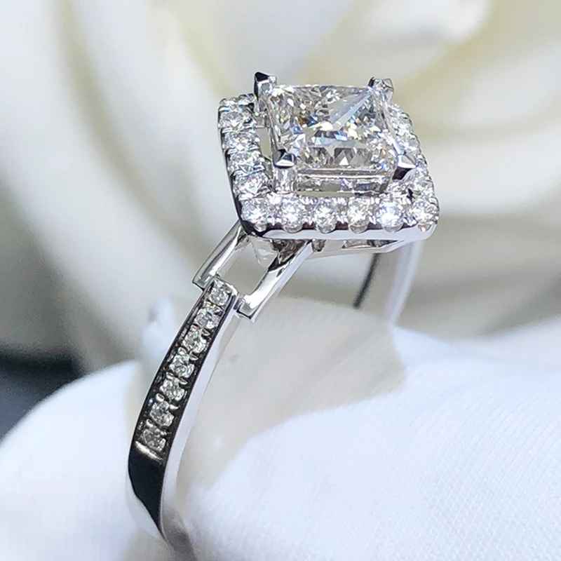 Luxury White Cubic Zirconia Engagement Ring